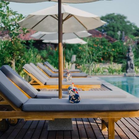 Sunset Star Huts Hotel Lembongan Buitenkant foto