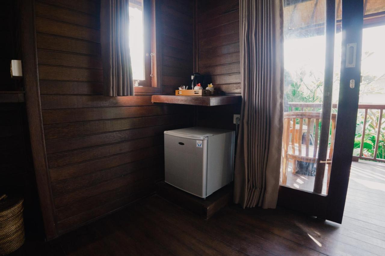 Sunset Star Huts Hotel Lembongan Buitenkant foto
