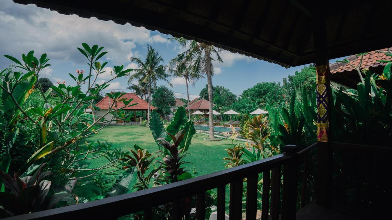 Sunset Star Huts Hotel Lembongan Buitenkant foto