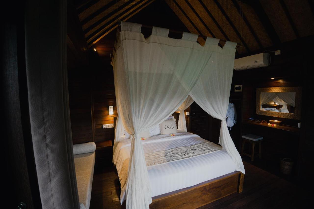 Sunset Star Huts Hotel Lembongan Buitenkant foto