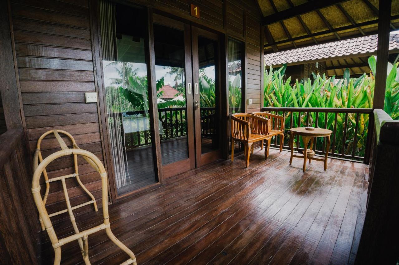 Sunset Star Huts Hotel Lembongan Buitenkant foto