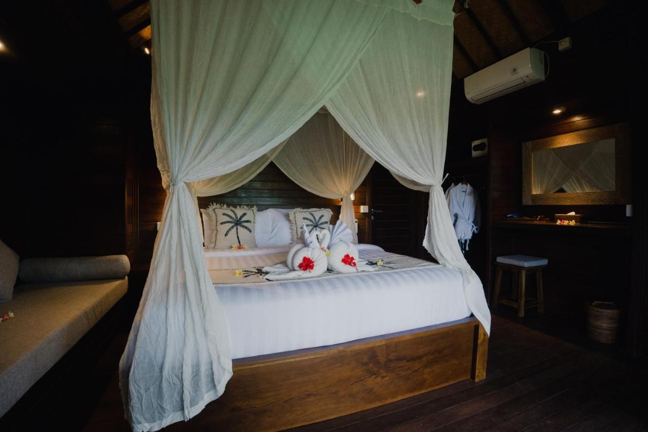 Sunset Star Huts Hotel Lembongan Buitenkant foto