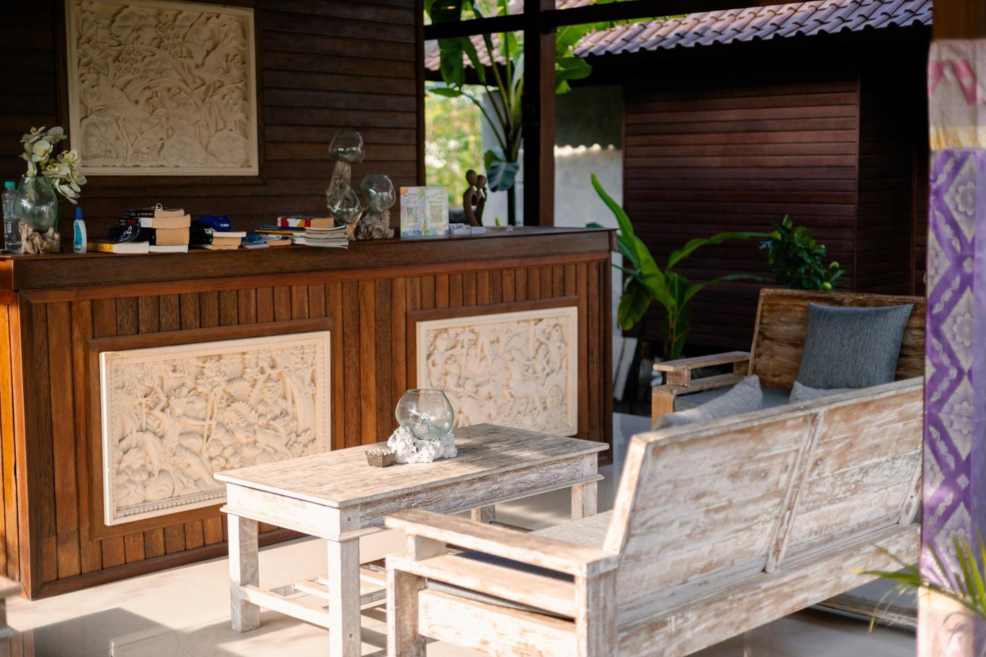 Sunset Star Huts Hotel Lembongan Buitenkant foto