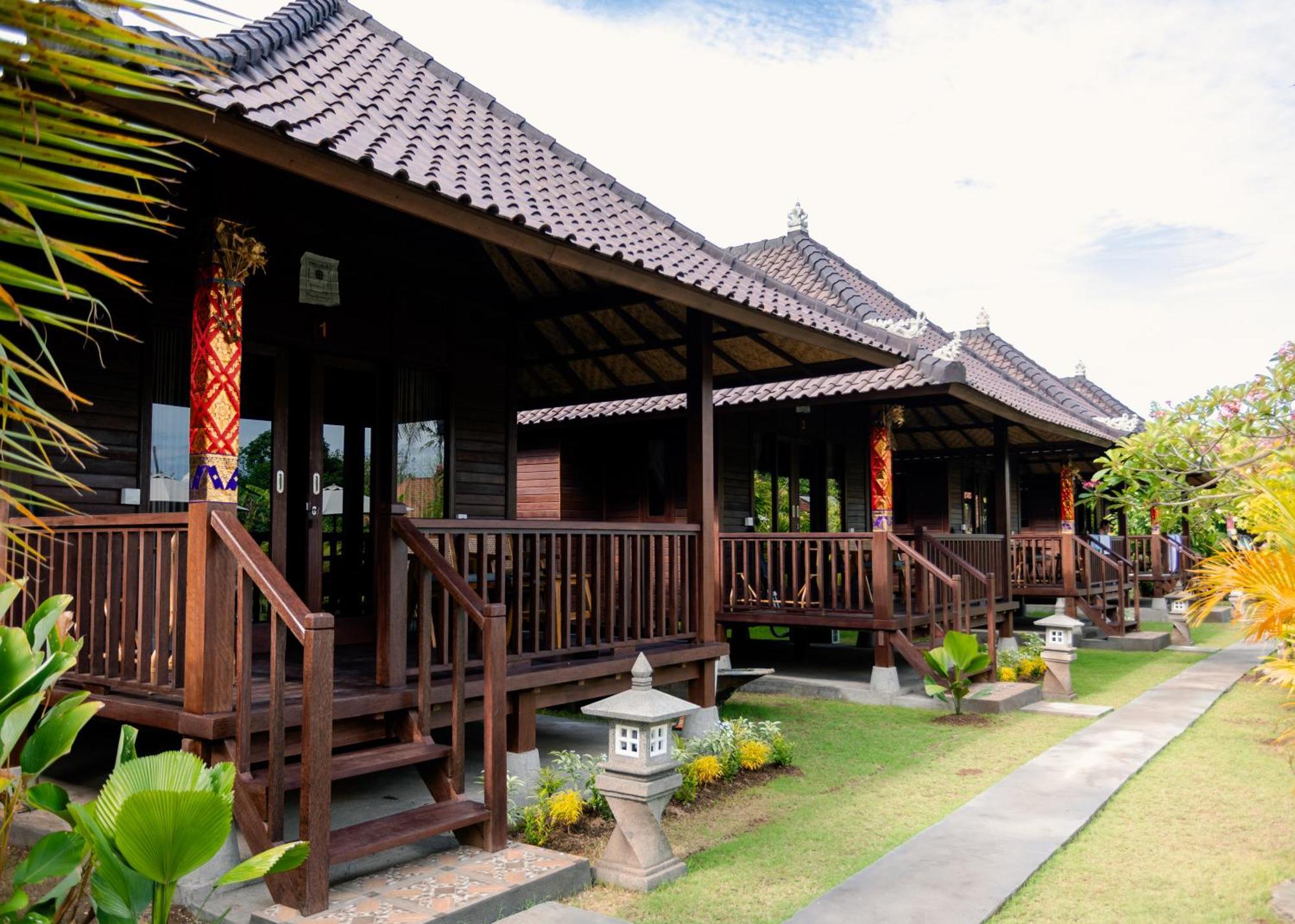Sunset Star Huts Hotel Lembongan Buitenkant foto