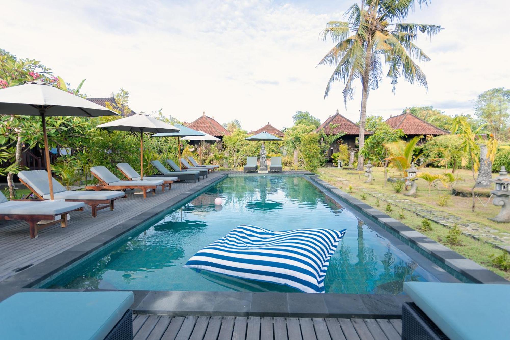 Sunset Star Huts Hotel Lembongan Buitenkant foto
