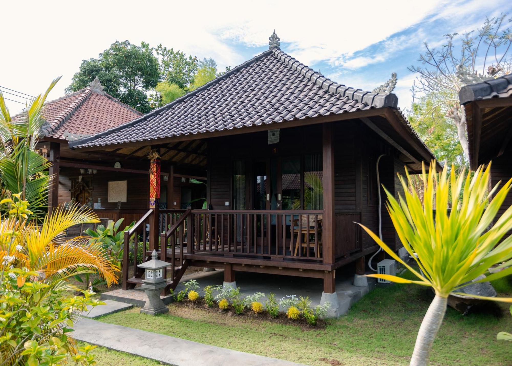 Sunset Star Huts Hotel Lembongan Buitenkant foto